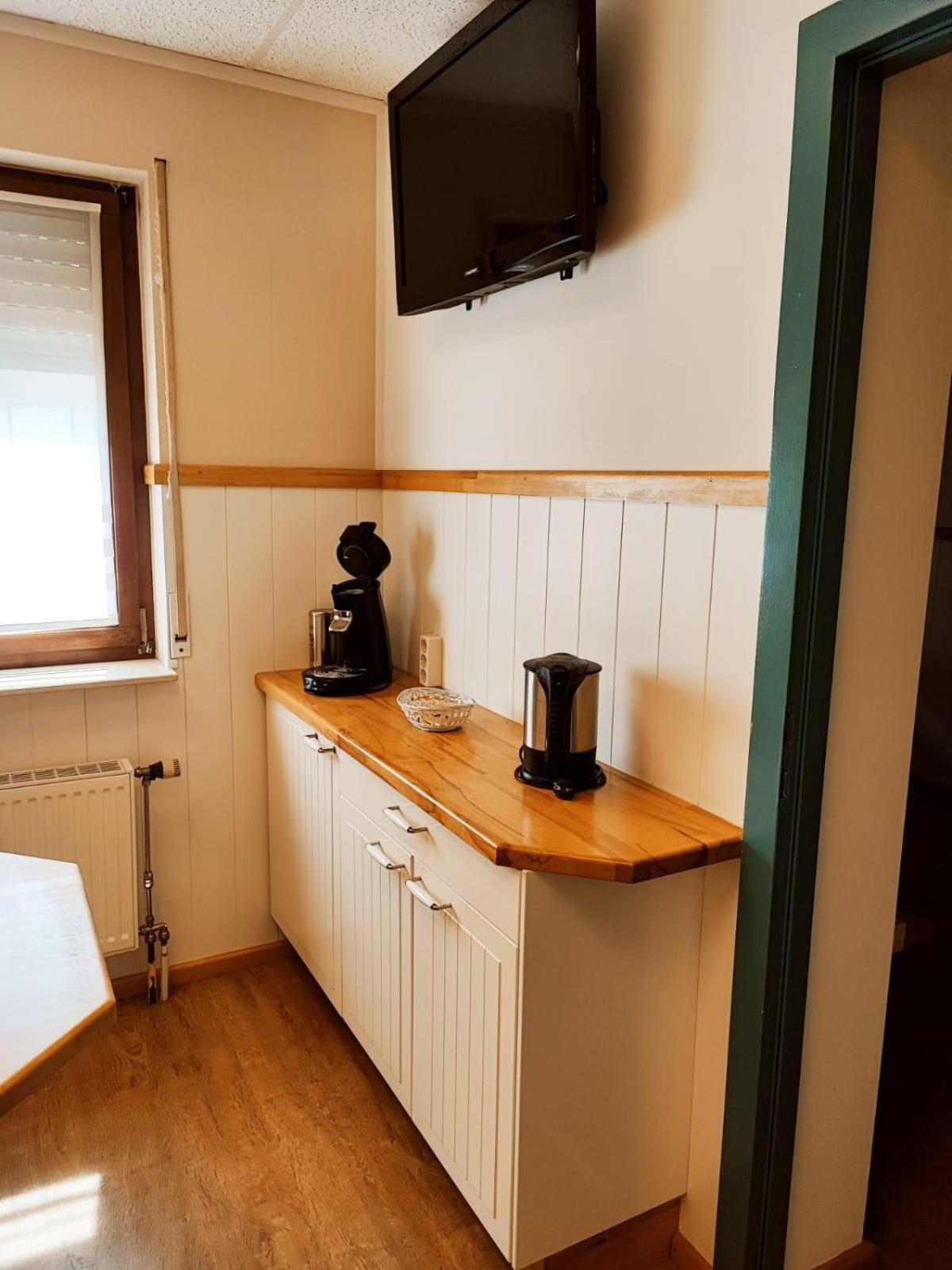 Warum Ins Hotel Neckarsulm Esterno foto