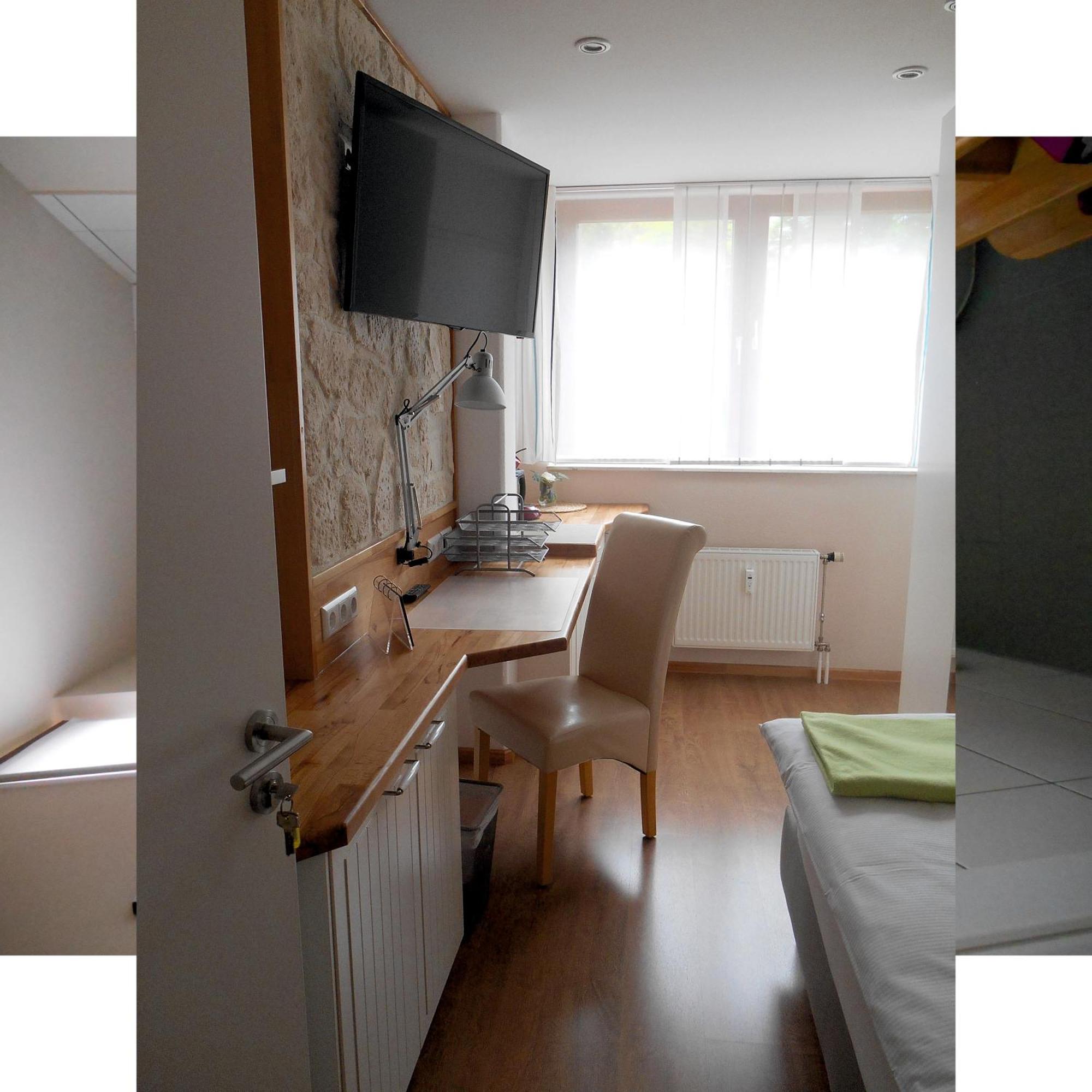 Warum Ins Hotel Neckarsulm Esterno foto