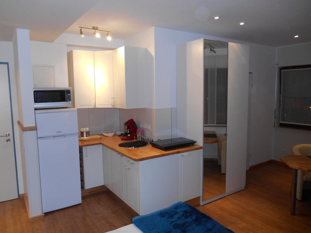 Warum Ins Hotel Neckarsulm Esterno foto
