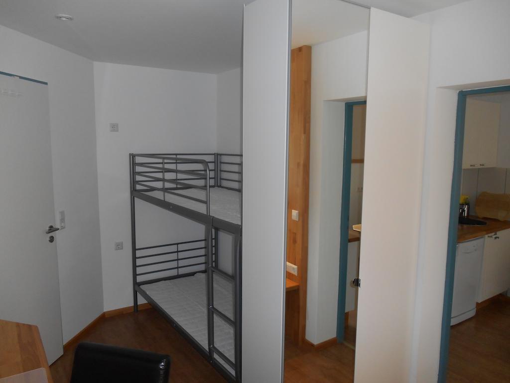 Warum Ins Hotel Neckarsulm Esterno foto