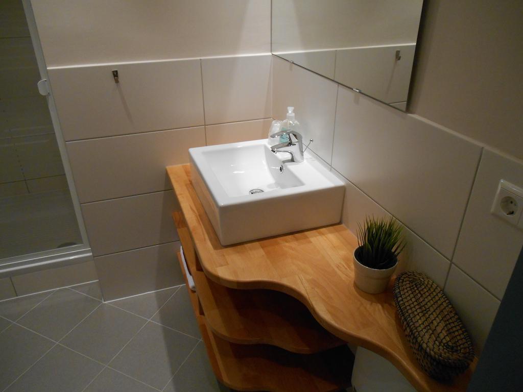 Warum Ins Hotel Neckarsulm Esterno foto